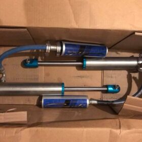 Carli 2.5” Pintop kit with king shocks and full