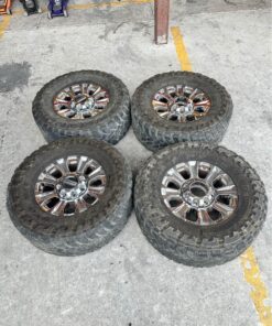Ford f250 stocks with 35x12.5r18 toyo MT open country