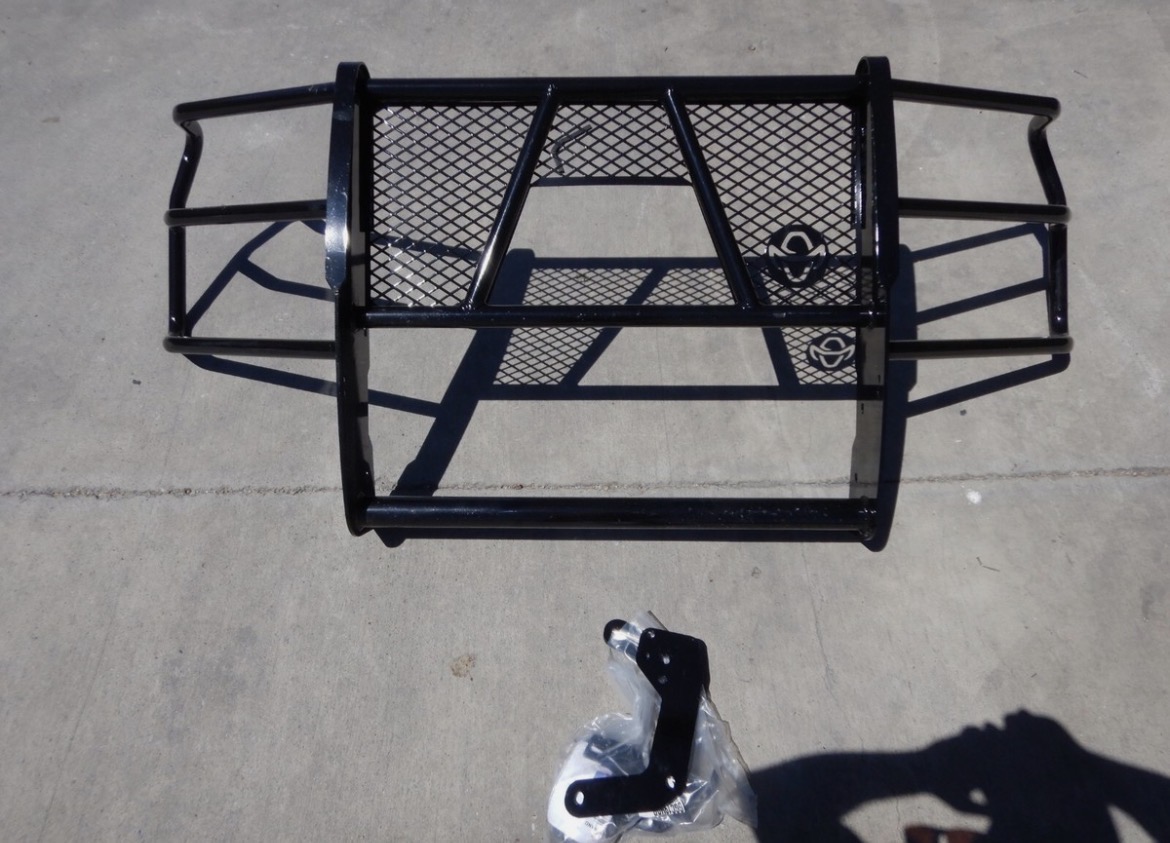 Ranch Hand Legend Grille Guard – Heavy-Duty Front-End Protection - Image 2