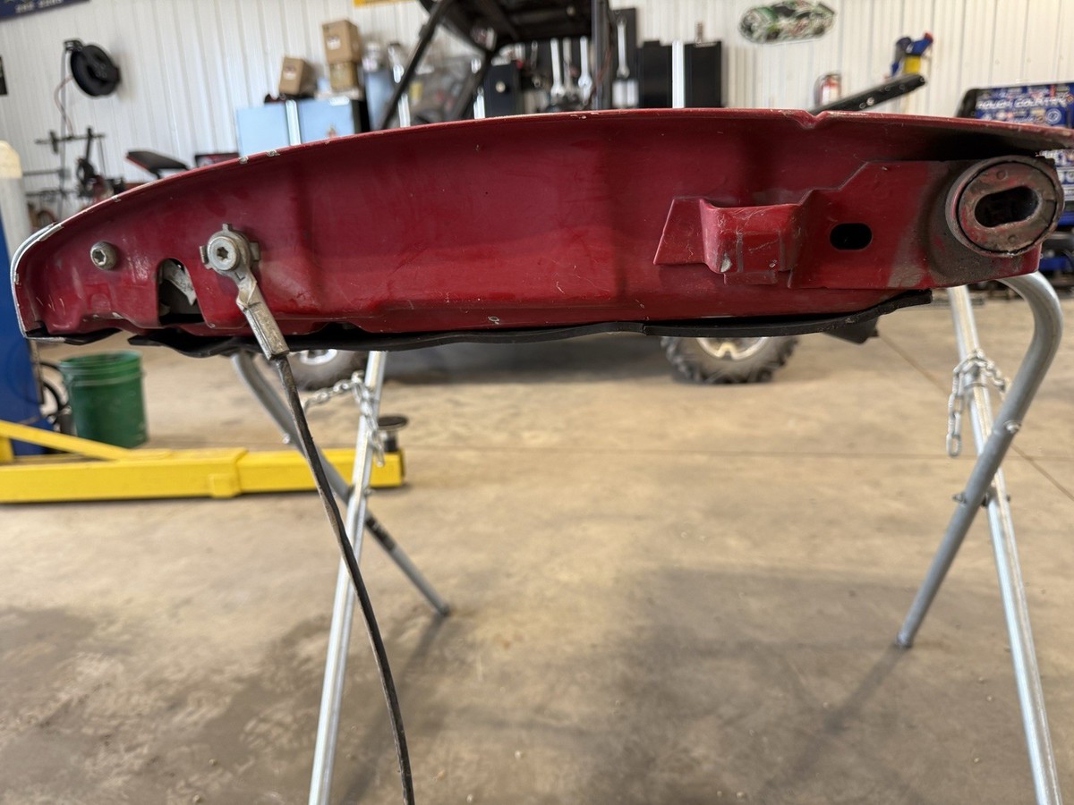 2011–2016 Ford F250 Super Duty Complete Tailgate Assembly – Red OEM Replacement - Image 7