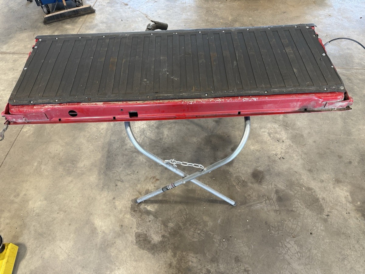 2011–2016 Ford F250 Super Duty Complete Tailgate Assembly – Red OEM Replacement - Image 8