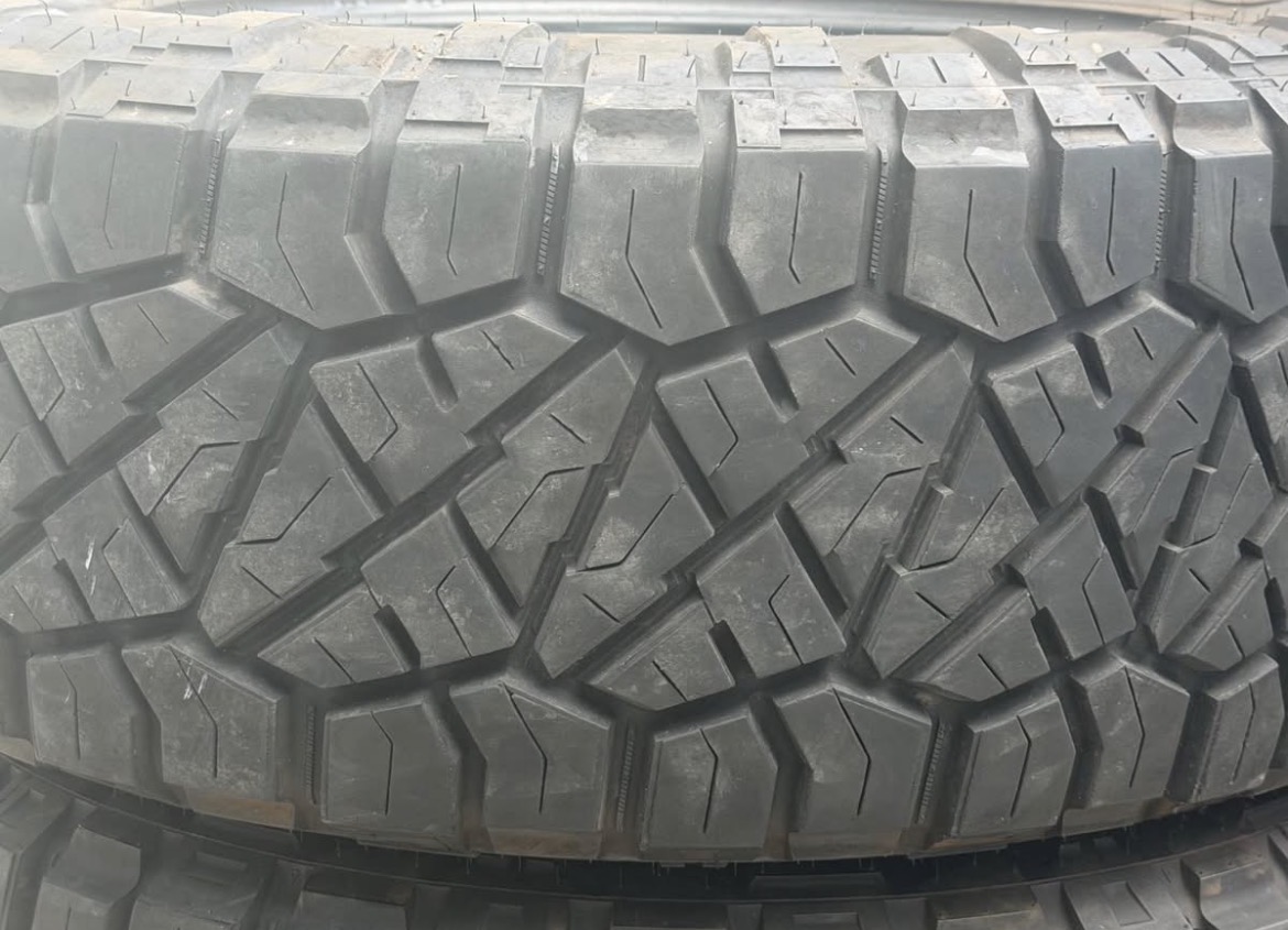 37x12.50R20 Nitto Ridge Grappler Tires – Aggressive Hybrid All-Terrain Performance for Trucks - Image 5