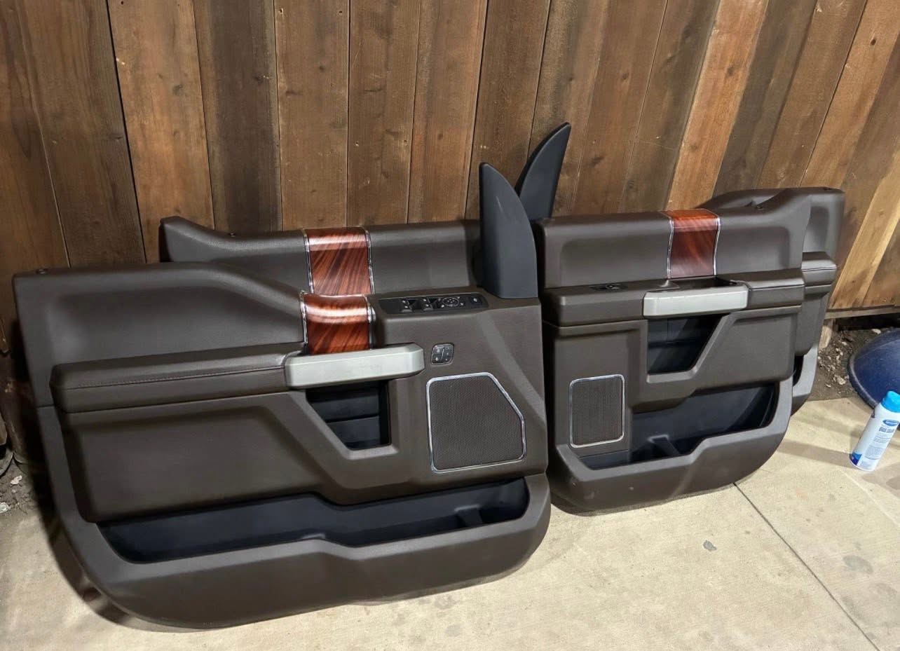 2017–2019 Ford F-250 King Ranch Interior Complete (OEM Upgrade / Replacement) – Full Interior Package Guide - Image 6