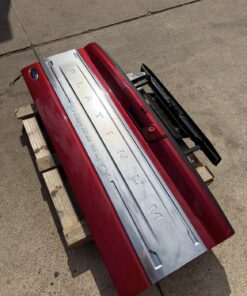 2023–2026 Ford F250 / F350 Factory Platinum Ruby Red Tailgate w/ Step OEM – Super Duty Power Tailgate Upgrade