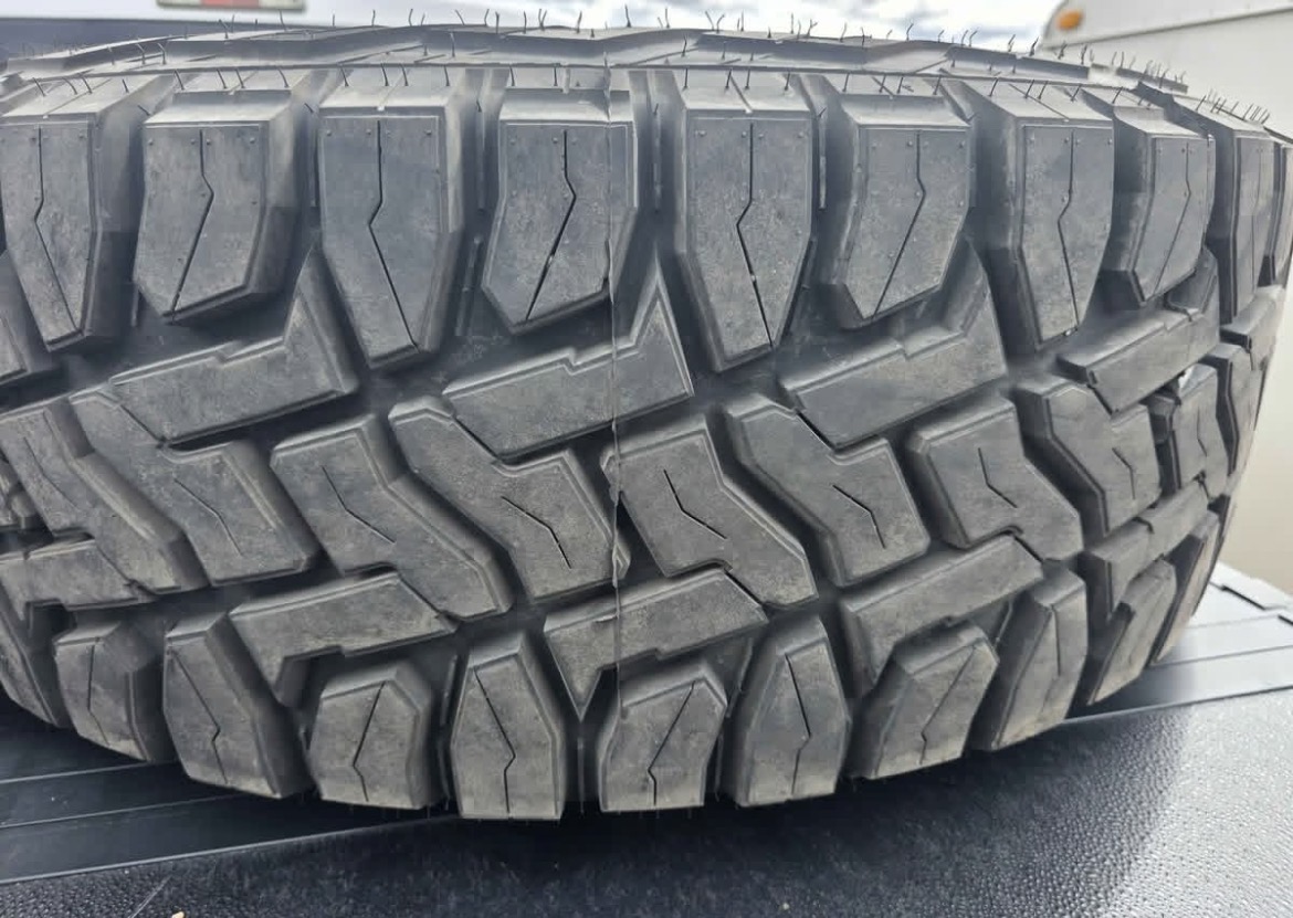 37x12.50R20 Toyo Open Country RT Tires – The Ultimate Hybrid Tire Upgrade for Ford Super Duty Trucks - Image 6