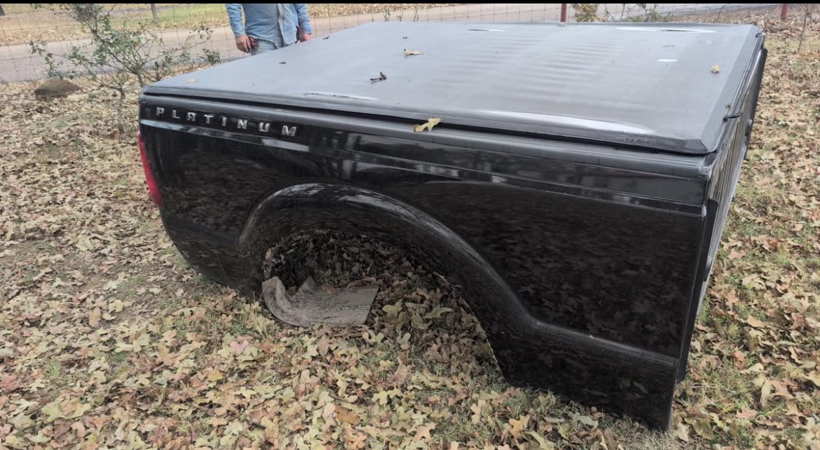 2011-2016 Ford F250 Platinum Short Bed With Tailgate and Bed Cover – Premium OEM Super Duty Bed Upgrade Guide - Image 5