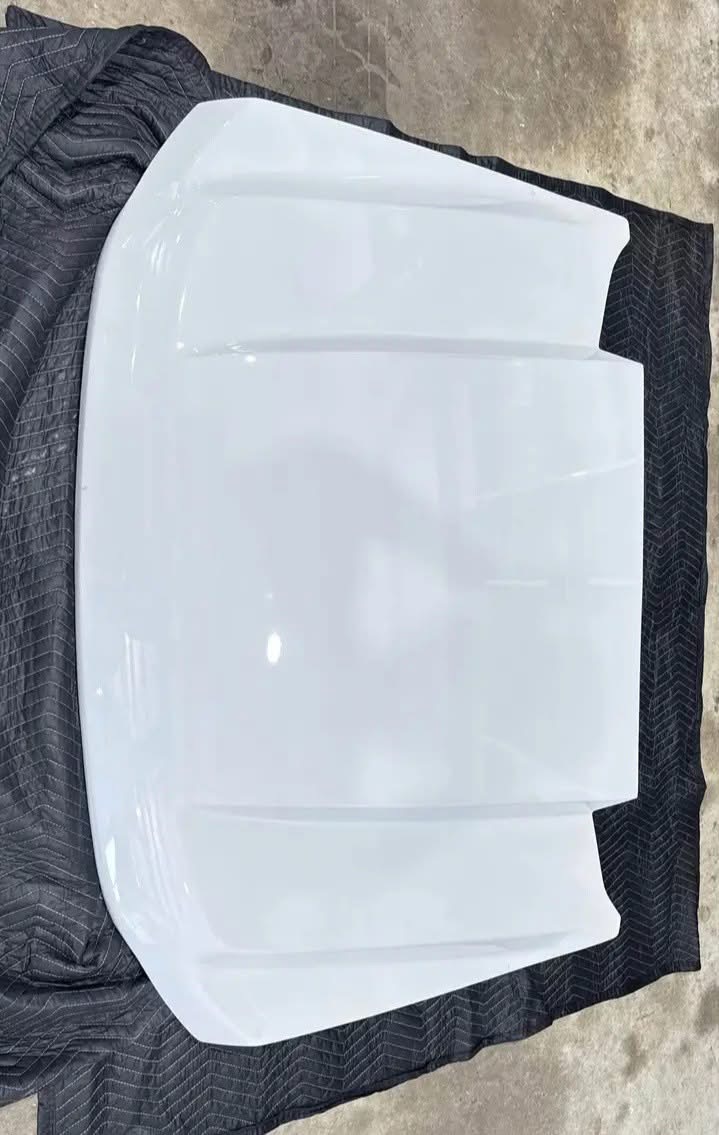 2023-2026 Ford F250 F350 F450 Performance Cowl Hood White – Aggressive Super Duty Styling Upgrade - Image 2