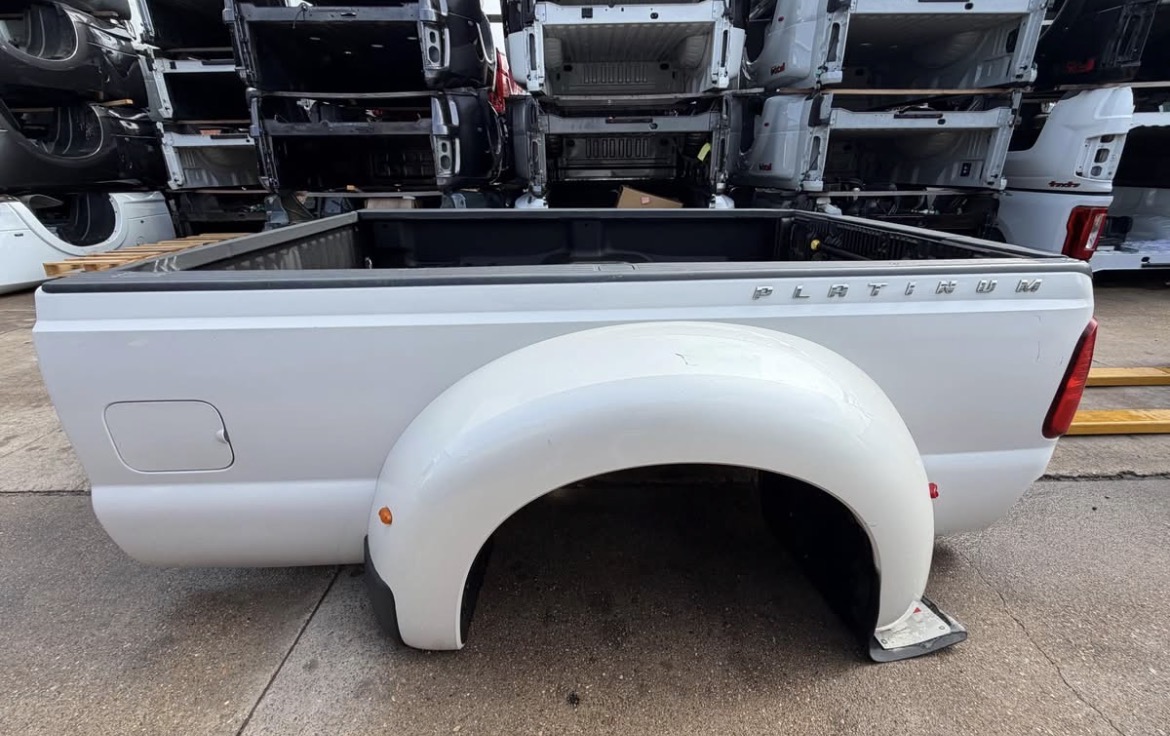 2011-2016 Ford F350 F450 Platinum White 8ft Long Dually Bed & Tailgate Complete OEM for Sale - Image 4