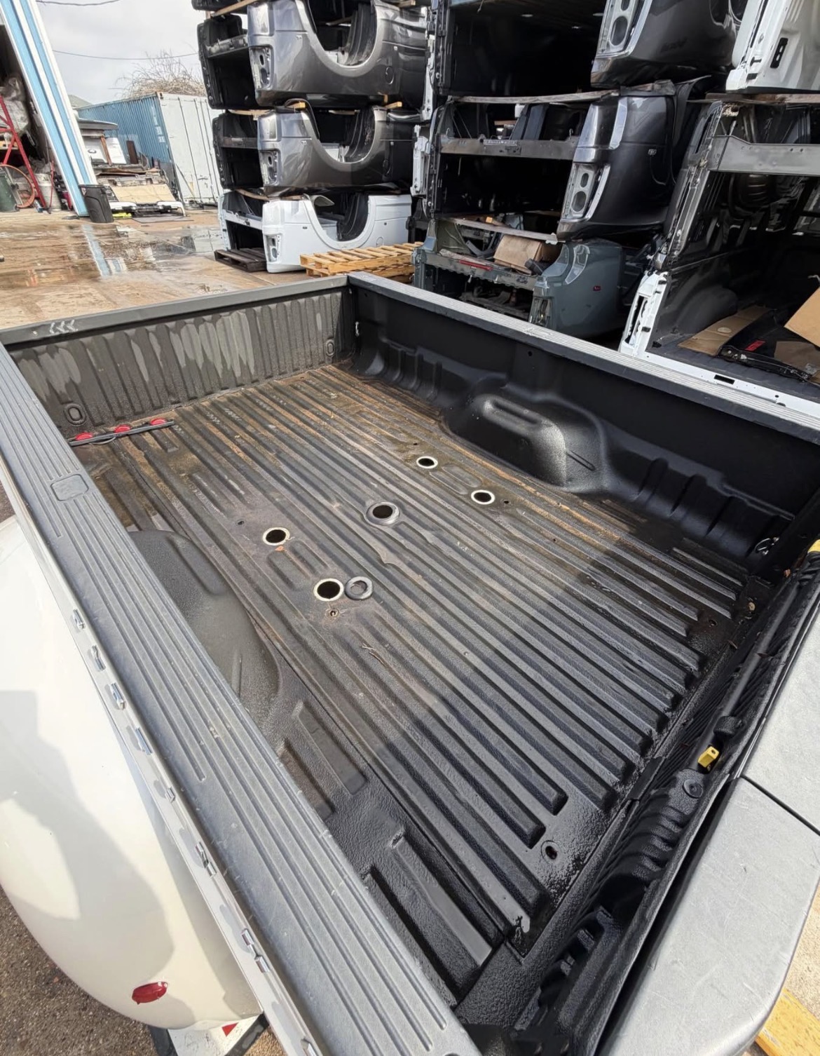 2011-2016 Ford F350 F450 Platinum White 8ft Long Dually Bed & Tailgate Complete OEM for Sale - Image 6