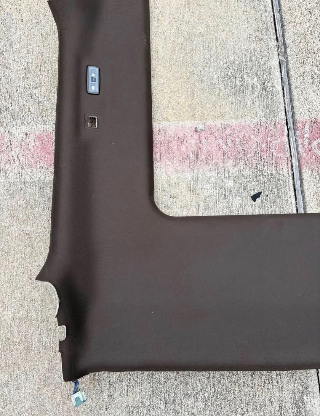 2023-2025 Ford F250 F350 Super Duty King Ranch Moon Roof Headliner with Overhead Console OEM For Sale - Image 3