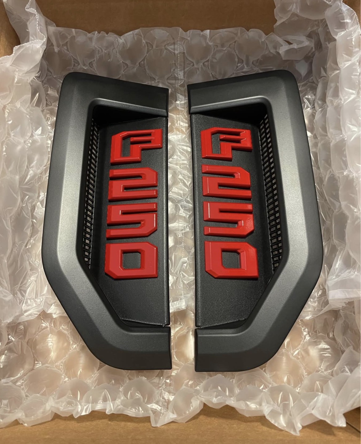 2017-2022 Ford F250 Super Duty Fender Emblems / Badges Custom Matte Black + Gloss Red For Sale - Image 2