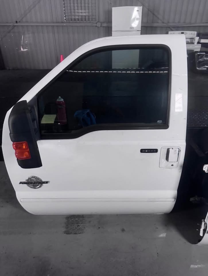 2008-2015 Ford F250 F350 F450 Super Duty Complete Door Assembly For Sale – OEM Factory Door Replacement - Image 4
