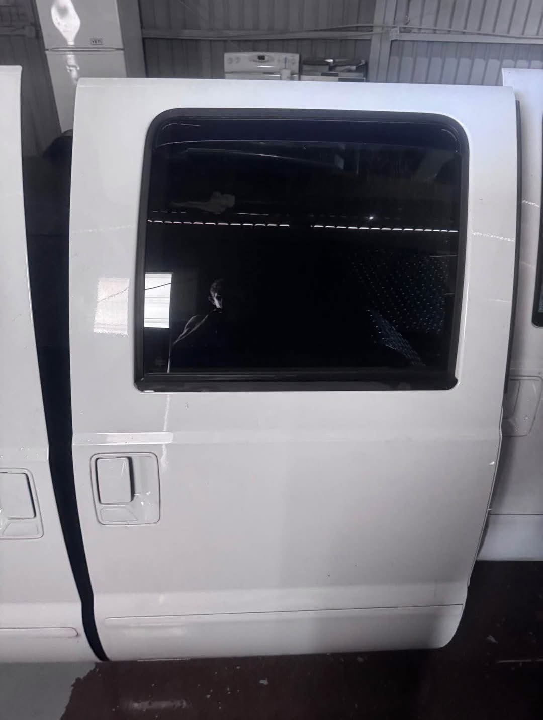 2008-2015 Ford F250 F350 F450 Super Duty Complete Door Assembly For Sale – OEM Factory Door Replacement - Image 7