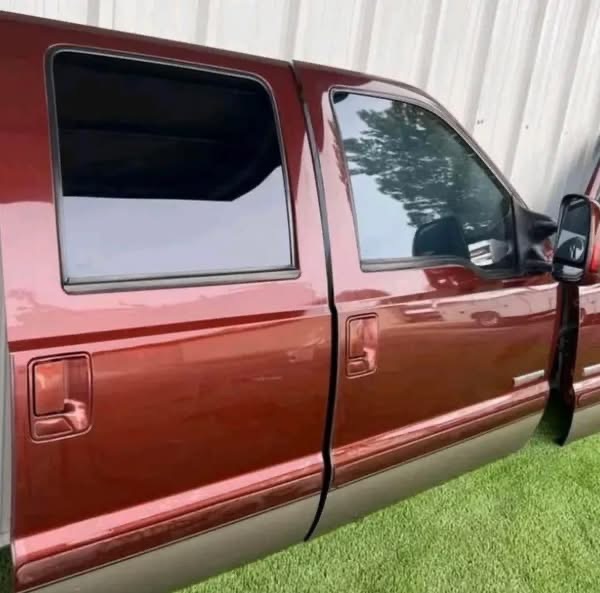 1999-2016 Ford F250 F350 Super Duty King Ranch Driver & Passenger Side Doors Complete OEM Assembly - Image 3