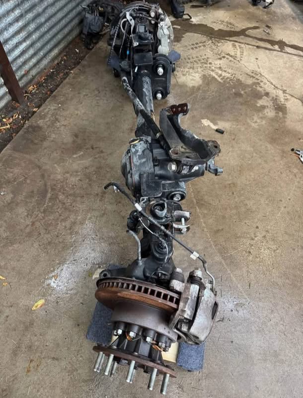 2017-2025 Ford F-450 Front Axle Assembly 4.30 Gear Ratio For Sale | OEM Super Duty Front Differential