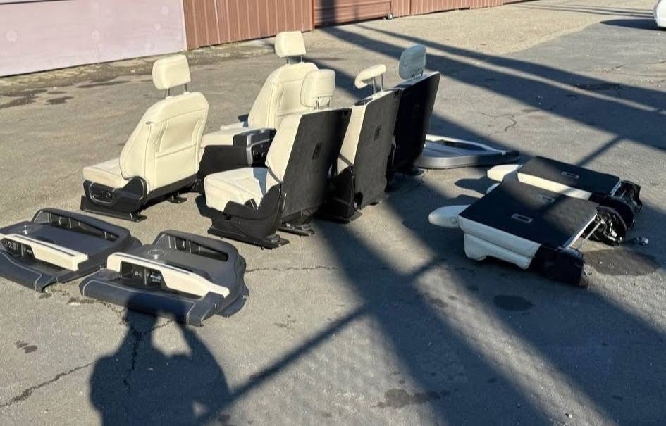 2020 Ford Expedition Platinum Interior Full Set For Sale | OEM Luxury Black Leather Interior Package - Image 3
