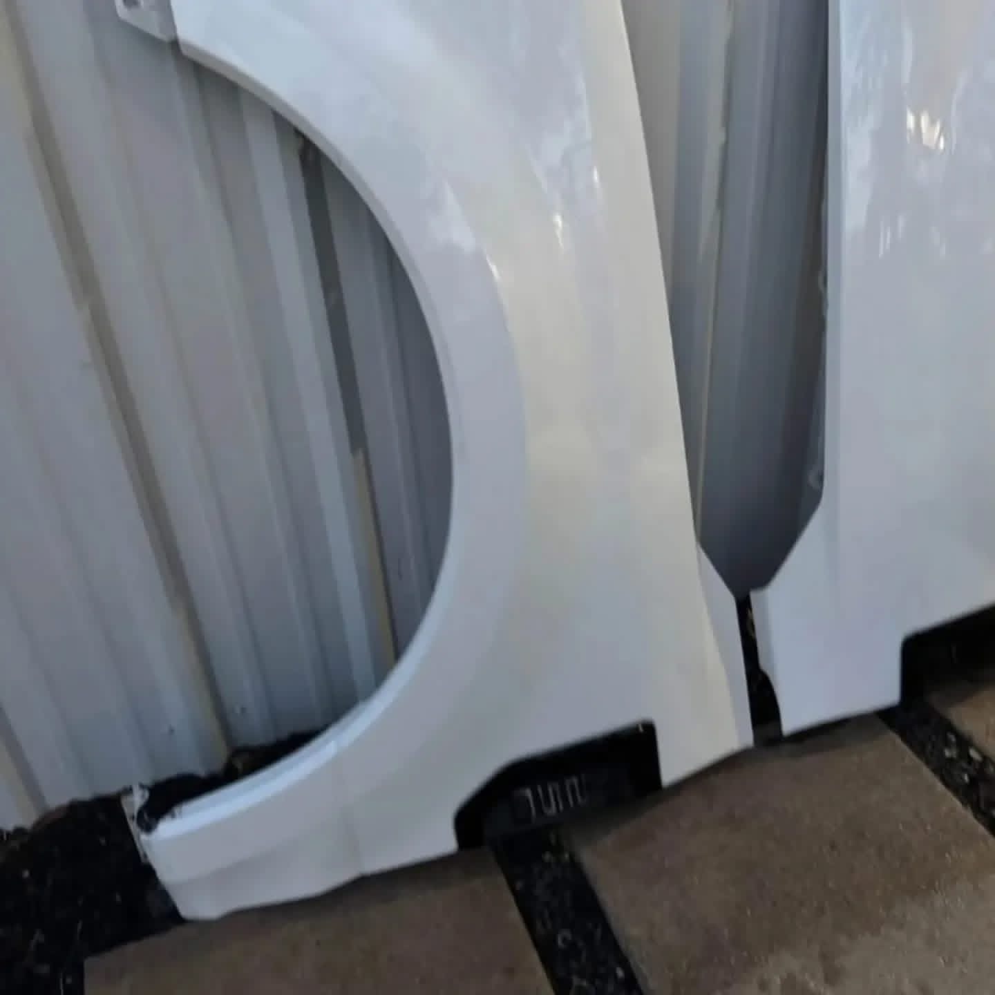 2017-2022 Ford F250 F350 F450 Super Duty Fender and Badge Assembly – OEM Style Replacement - Image 3