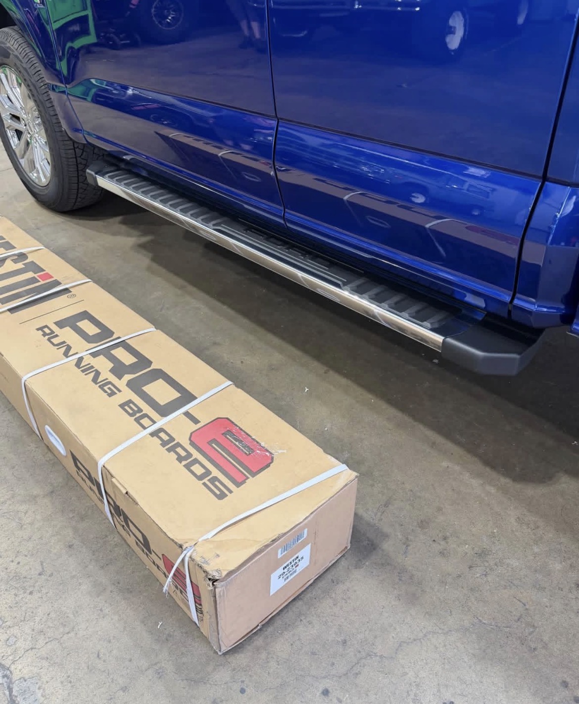 2015-2026 Ford F-150 F-250 F-350 Super Duty SuperCab/Extended Cab Chrome Running Boards - Image 5