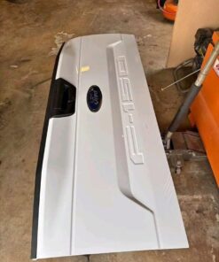 2015-2017 Ford F-150 XLT White Tailgate with Reverse Camera