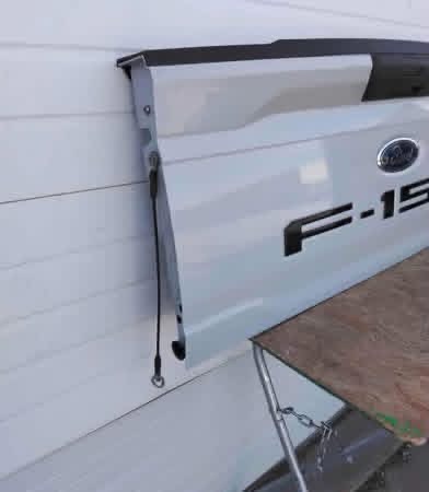 2024–2025 Ford F-150 Rear Tailgate – Genuine OEM Factory Tailgate Replacement - Image 4