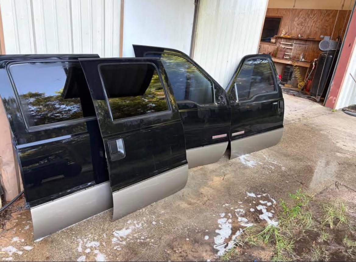 1999–2016 Ford F-250 F-350 F-450 F-550 Super Duty Crew Cab Front & Rear Doors – OEM Black Complete - Image 2