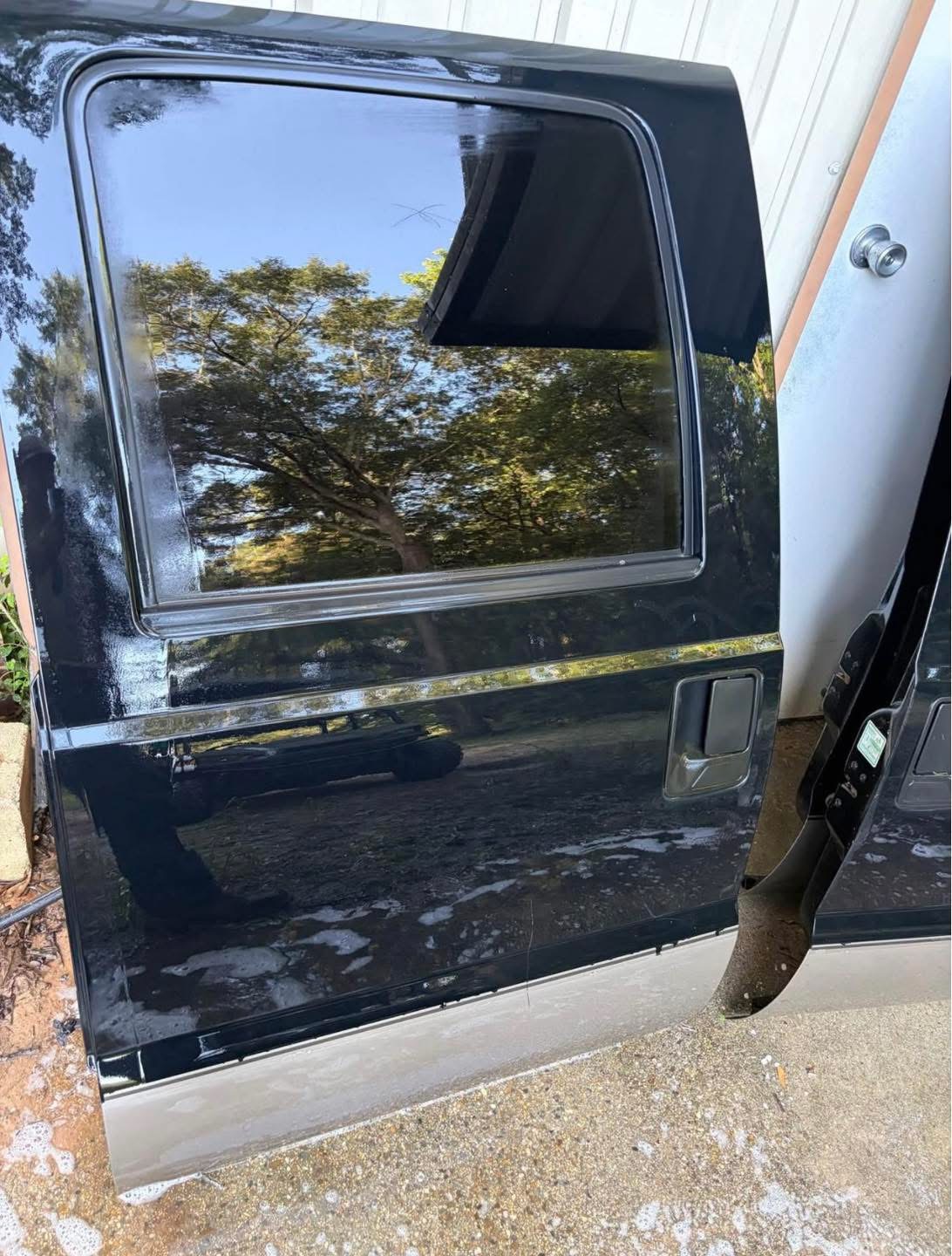 1999–2016 Ford F-250 F-350 F-450 F-550 Super Duty Crew Cab Front & Rear Doors – OEM Black Complete - Image 5