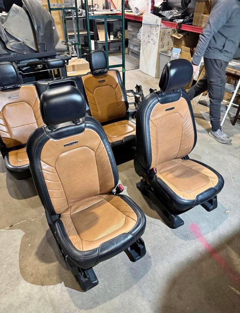 2015–2020 Ford F-150 Limited Complete Seats & Center Console - Image 2