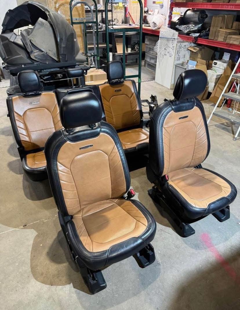 2015–2020 Ford F-150 Limited Complete Seats & Center Console - Image 3