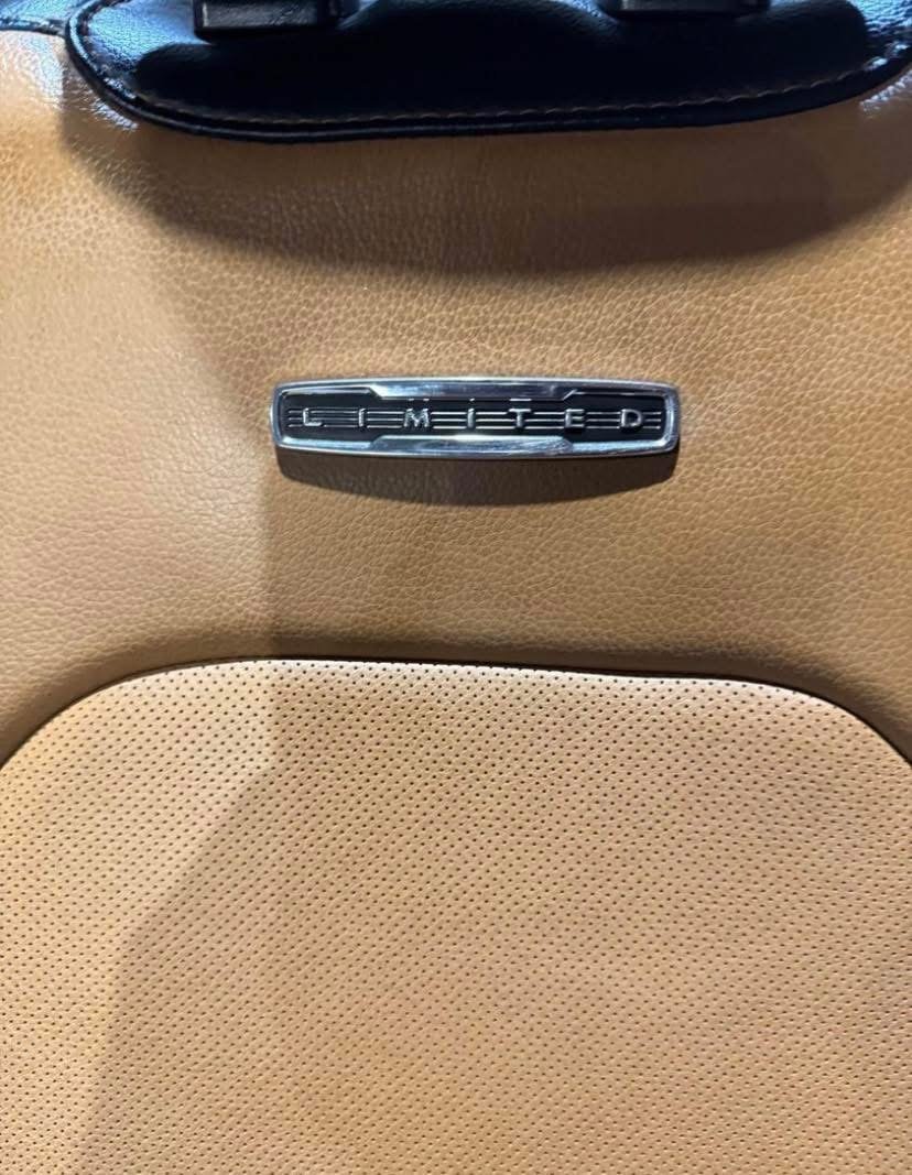 2015–2020 Ford F-150 Limited Complete Seats & Center Console - Image 9