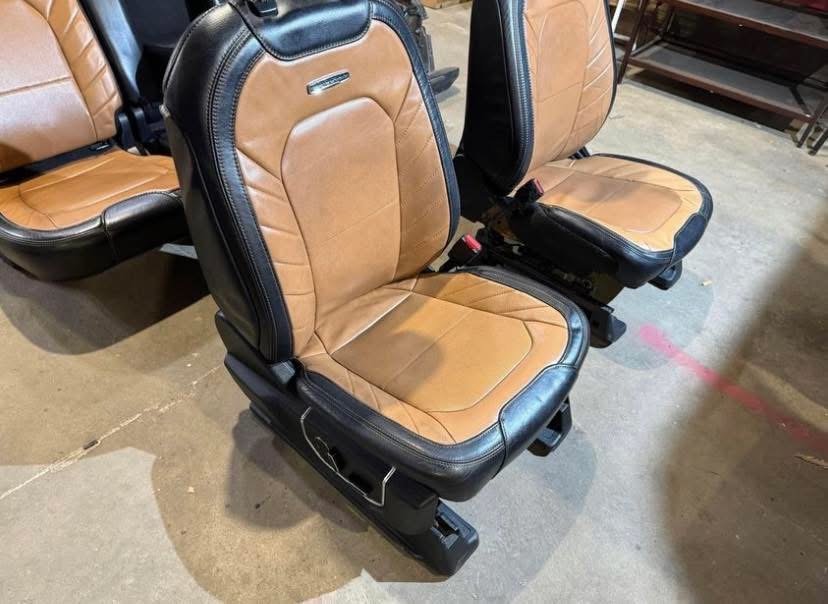 2015–2020 Ford F-150 Limited Complete Seats & Center Console - Image 7