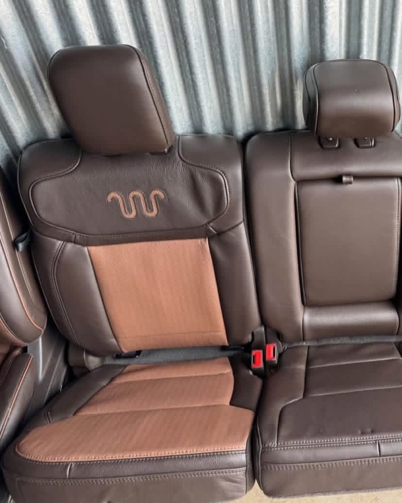 2023–2026 Ford F-250 F-350 F-450 King Ranch Interior Seats & Center Console - Image 6