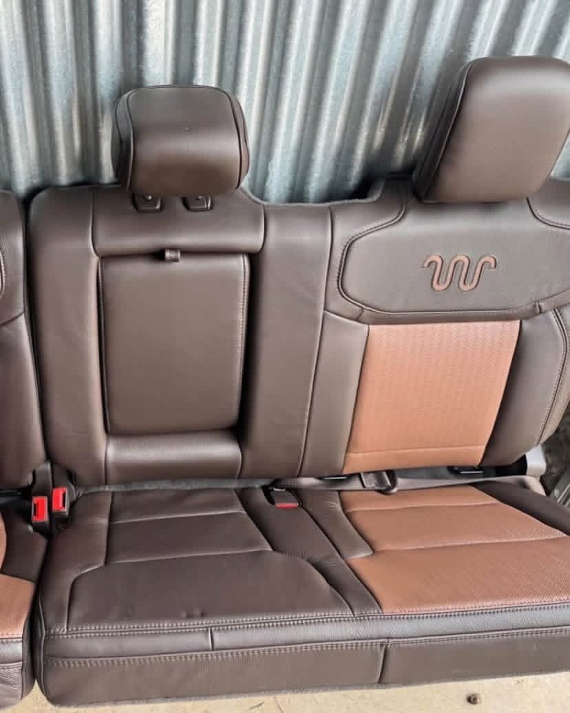 2023–2026 Ford F-250 F-350 F-450 King Ranch Interior Seats & Center Console - Image 7